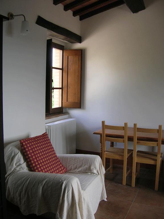 Вилла Agriturismo Caresto Carbonesca Экстерьер фото