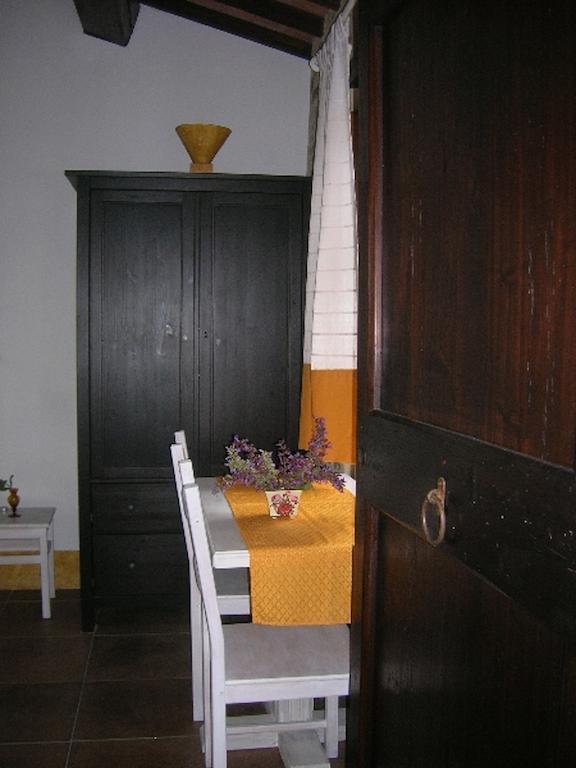 Вилла Agriturismo Caresto Carbonesca Номер фото